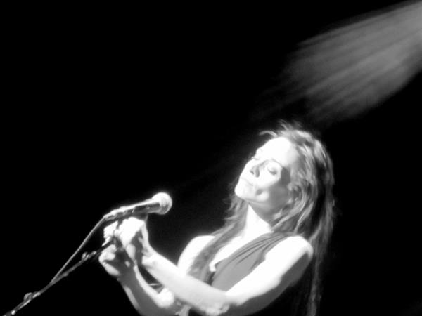 Fiona Apple - Performing at the Peobody Opera House - St. Louis, MO - July 14, 2012