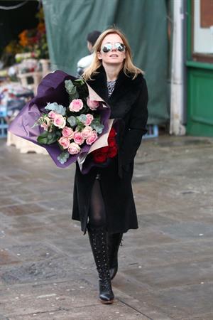 Geri Halliwell shopping for some roses in London on February 14, 2013
