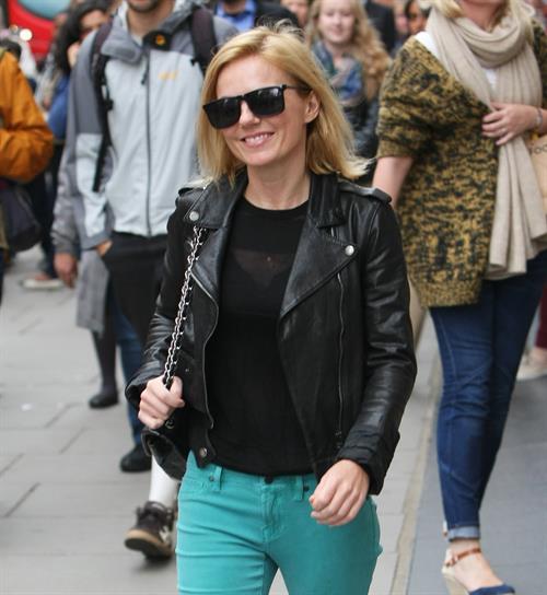 Geri Halliwell - North London - August 30,2012
