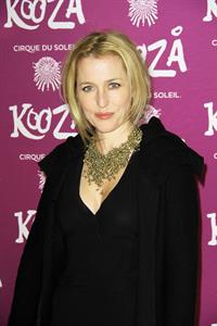 Gillian Anderson - Cirque Du Soleil's Kooza 1/8/13  