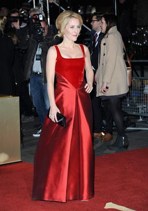 Gillian Anderson The World Premiere Of Les Miserables December 5, 2012 