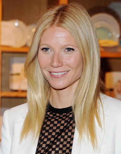 Gwyneth Paltrow Book signing at Williams-Sonoma in Beverly Hills on Apr. 5, 2013 