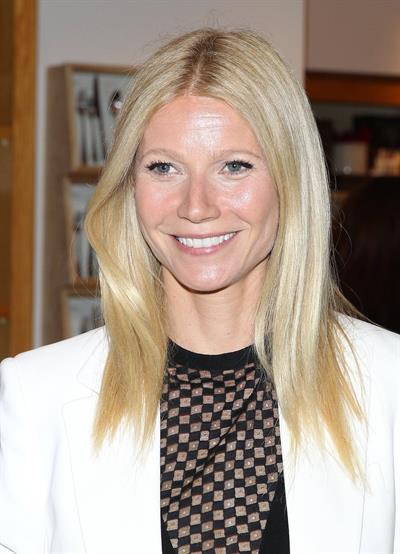 Gwyneth Paltrow Book signing at Williams-Sonoma in Beverly Hills on Apr. 5, 2013 