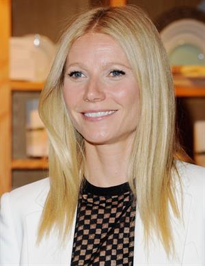 Gwyneth Paltrow Book signing at Williams-Sonoma in Beverly Hills on Apr. 5, 2013 