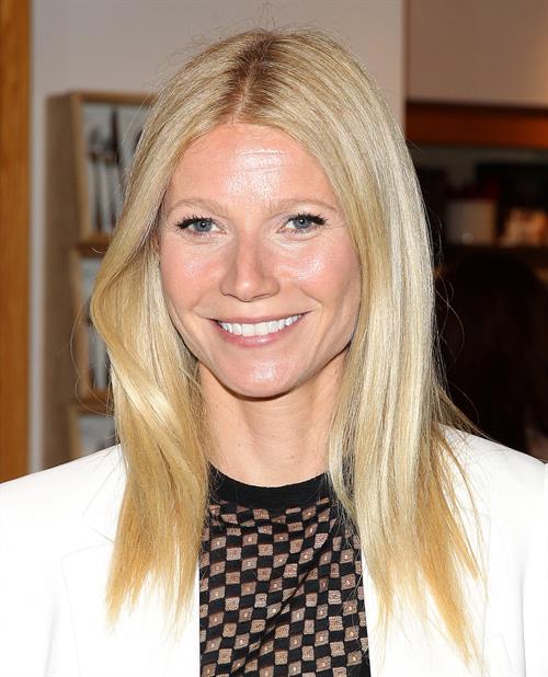 Gwyneth Paltrow Book signing at Williams-Sonoma in Beverly Hills on Apr. 5, 2013 