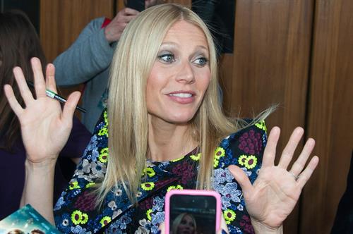 Gwyneth Paltrow attends the premiere of Iron Man 3 in Paris (14.04.2013) 