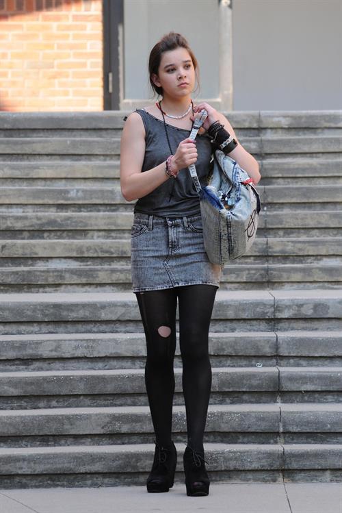 Hailee Steinfeld filming 'Can A Song Save Your Life' 7/9/12 