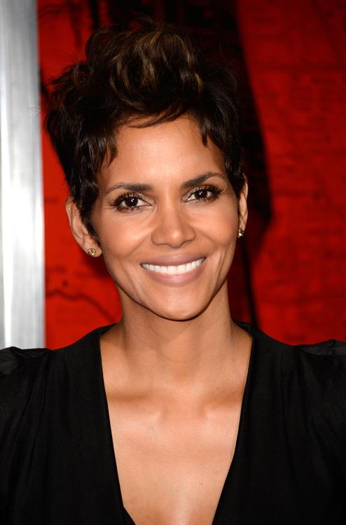Halle Berry  The Call  Hollywood premiere 3/5/13  
