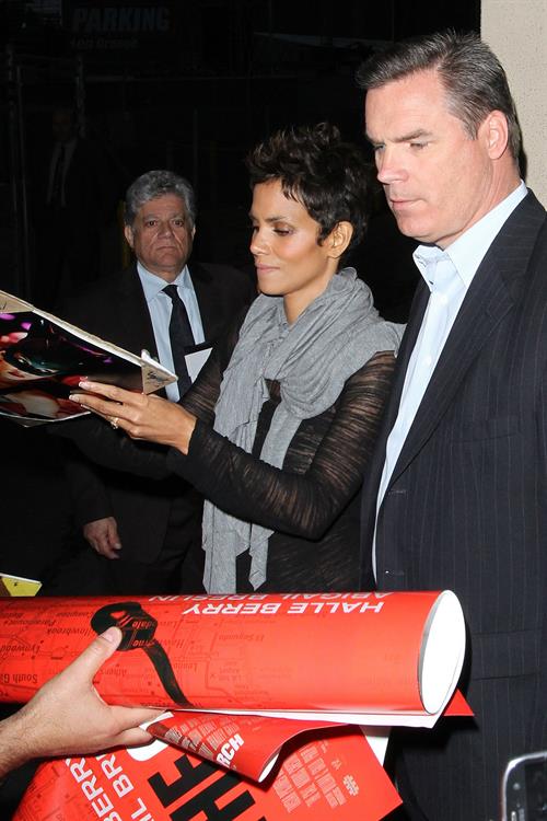 Halle Berry Pictures Halle Berry arrives for the Jimmy Kimmel Show in Los Angeles on March 20, 2013