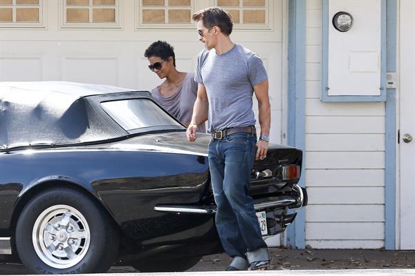 Halle Berry and Olivier Martinez house hunting in Malibu Sept 29, 2012 