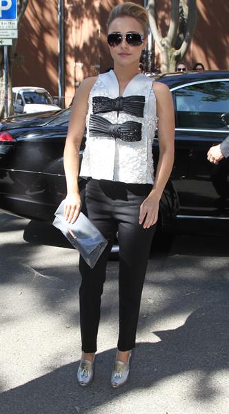 Hayden Panettiere arrives at the Giorgio Armani Fashion Show in Milan on June 25, 2013