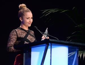 Hayden Panettiere 23rd annual Environmental Media Awards - Burbank - October 19, 2013 