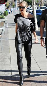 Heidi Klum Grocery shopping in Brentwood