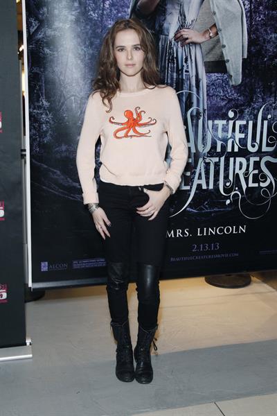 Zoey Deutch Meet-and-greet at Macy's in Cherry Hill, New Jersey (January 22, 2013) 