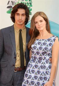 Zoey Deutch 25th annual Kids Choice Awards 3/31/12 