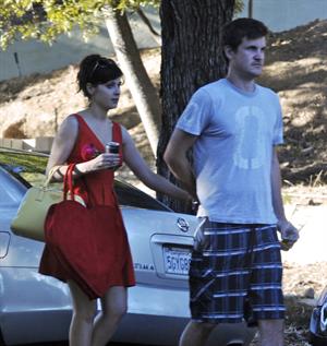 Zooey Deschanel - O&A in Los Angeles - August 5, 2012