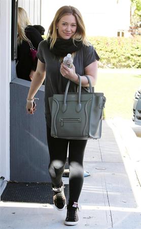 Hilary Duff – leaving pilates class in LA 1/15/13  