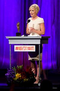 Jennie Garth Inner-City Arts Gala (Oct 17, 2012) 