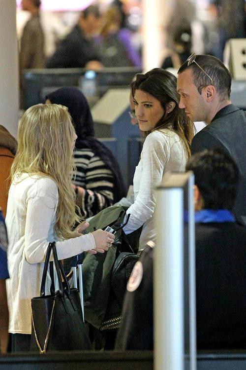 Jennifer Carpenter arrives at LAX to catch a flight out of town - January 21, 2013 