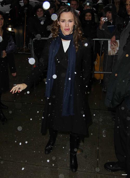 Jennifer Garner arriving at the Good Morning America Studios in New York City February 10, 2010