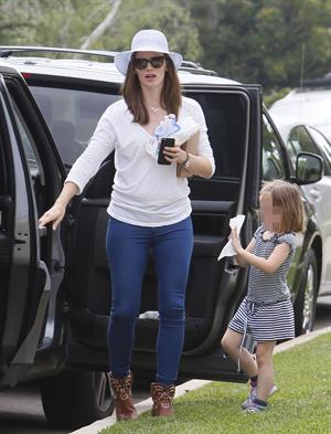 Jennifer Garner Takes daughter Seraphina Affleck to private party in Brentwood (April 28, 2013) 