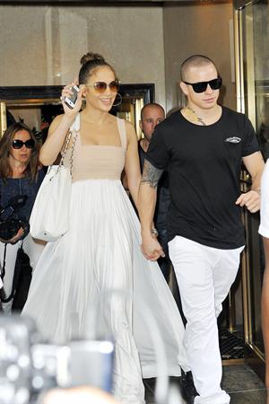 Jennifer Lopez dinner at Bubbys in New York City on July 24, 2012