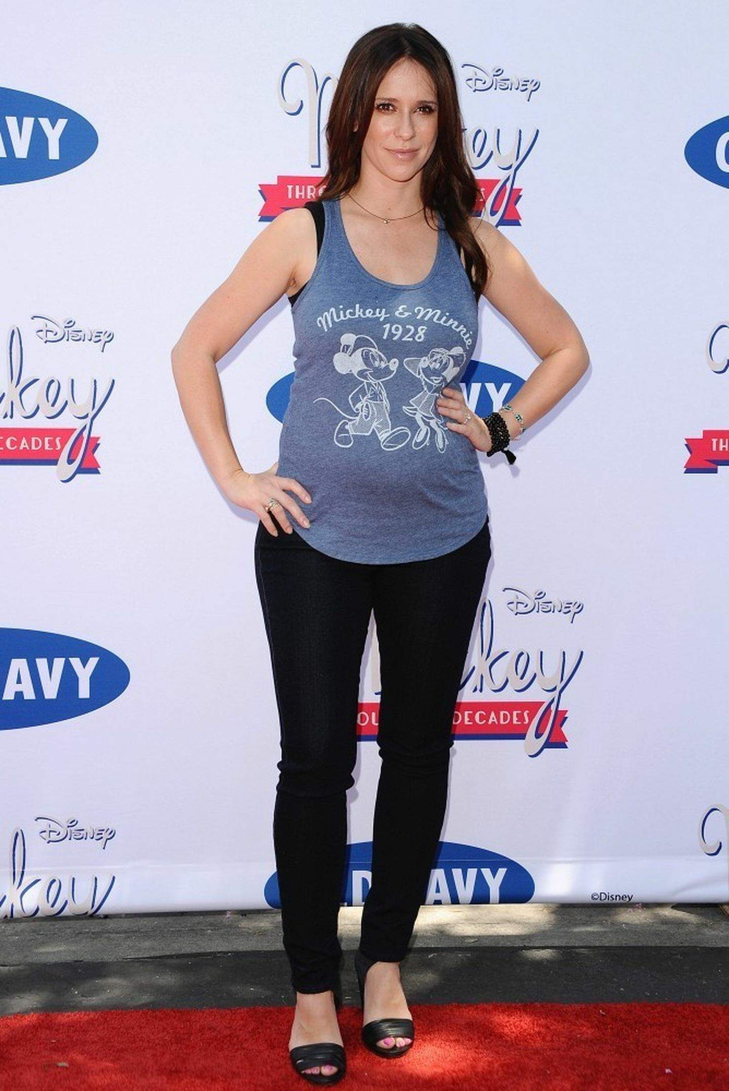 Jennifer Love Hewitt Pictures Jennifer Love Hewitt  Mickey Through the Decades Collection  launch July 13, 2013