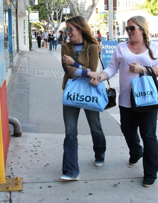 Jennifer Love Hewitt Shopping at Kitson in Beverly Hills April 6, 2013 