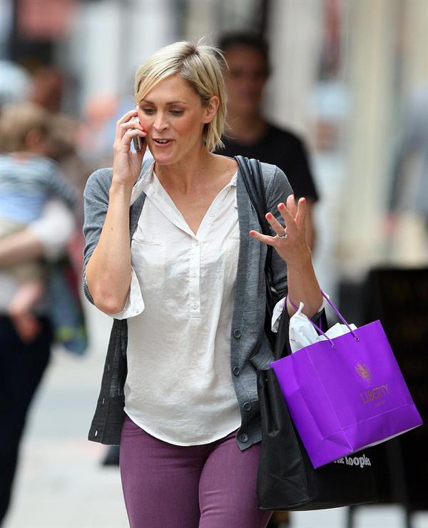 Jenni Falconer on her phone in London - July 17, 2012