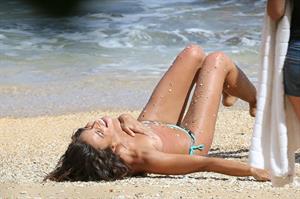 Irina Shayk Pictures Irina Shayk nude pictures at a Sports Illustrated photo shoot taken by paparazzi