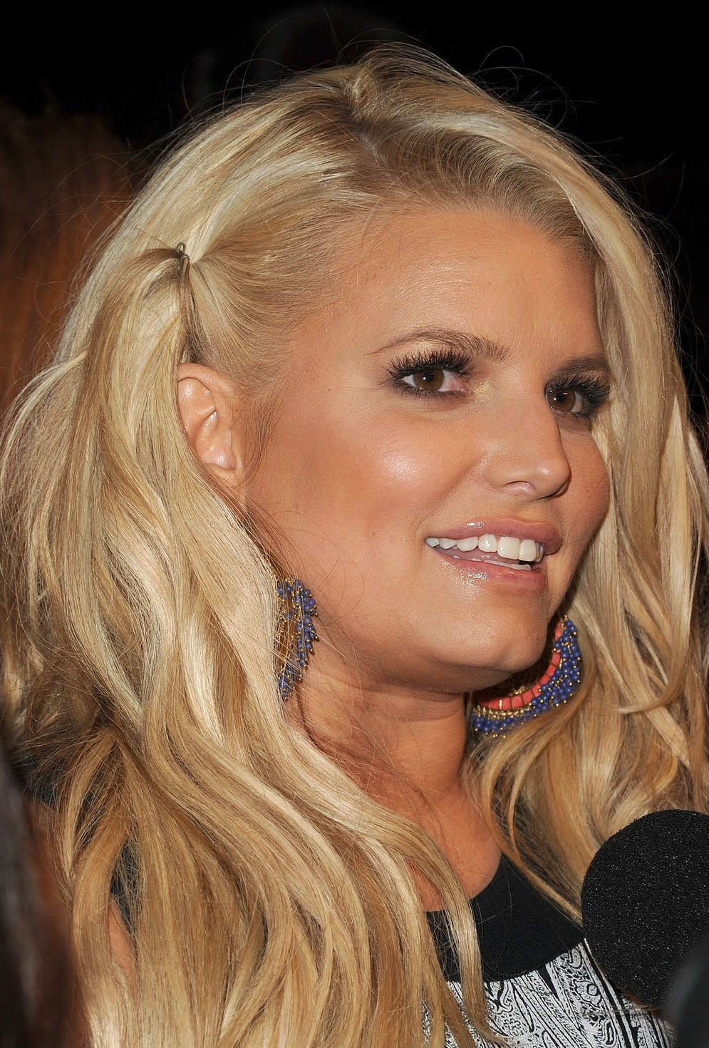Jessica Simpson attends US Weekly Hot Hollywood on April 26, 2011