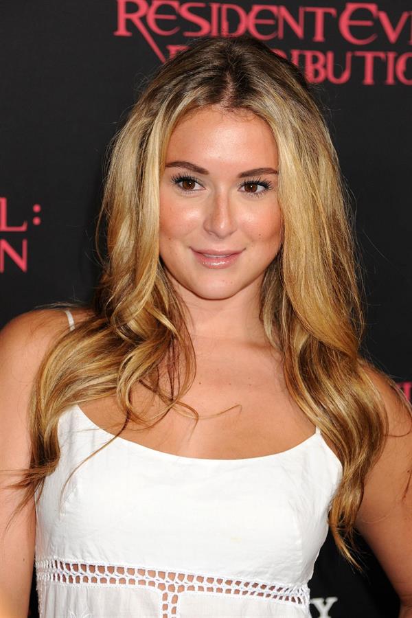 Alexa Vega