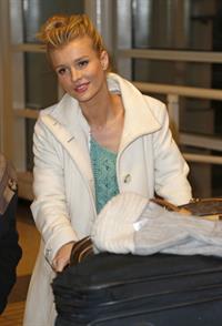 Joanna Krupa arriving at Chicago Airport on December 24, 2012