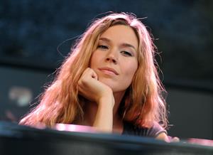 Joss Stone - Alexanderplatz in Berlin - August 27, 2012
