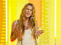 Joss Stone - This Morning Show in London (July 25, 2012)