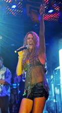 Joss Stone - LIVE - Under the Bridge - Chelsea, London - June 6, 2012