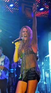 Joss Stone - LIVE - Under the Bridge - Chelsea, London - June 6, 2012