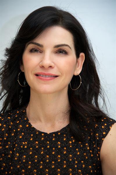 Julianna Margulies  The Good Wife  Press Conference (Sep 24, 2012) 