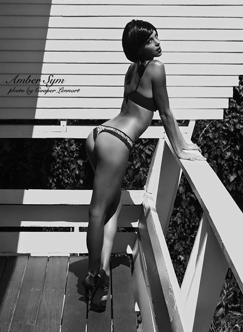 Amber Sym in lingerie - ass