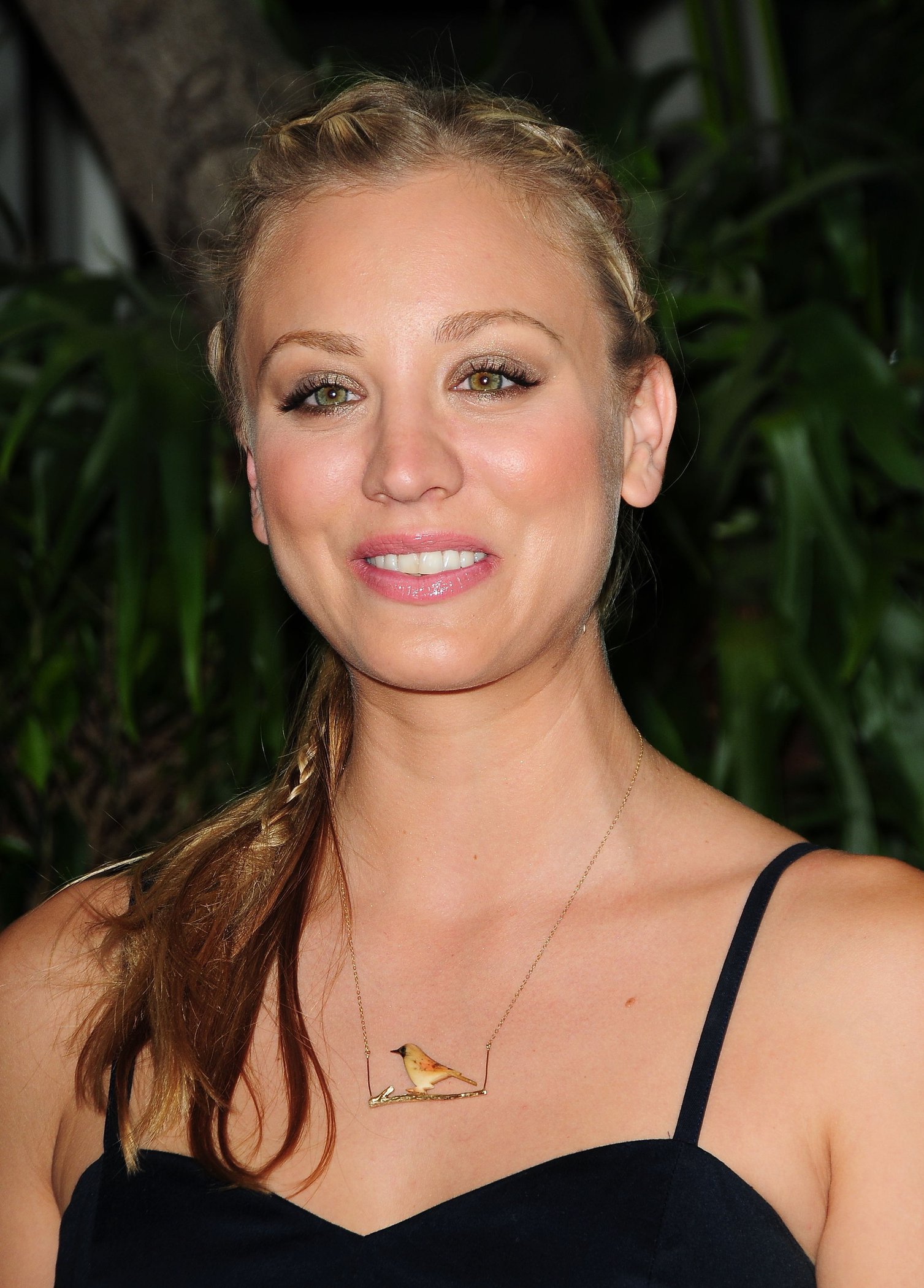 Kaley Cuoco attendsw the Hollywood Foreign Press Association Annual Installation Luncheon on July 28, 2010