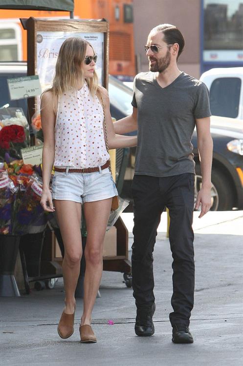Kate Bosworth Pictures Kate Bosworth out shopping in Los Angeles October 3, 2012