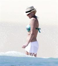 Katherine Heigl On vacation in Los Cabos, Mexico - April 7, 2013 