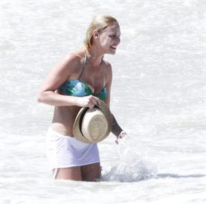 Katherine Heigl Bikini Pictures Katherine Heigl On vacation in Los Cabos, Mexico - April 7, 2013