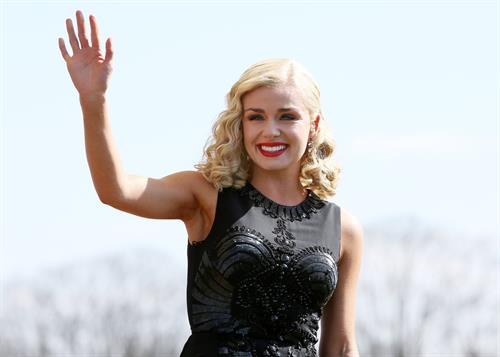 Katherine Jenkins Sings National Anthem during Grand National Day at Aintree Racecourse - Liverpool, Apr. 6, 2013 