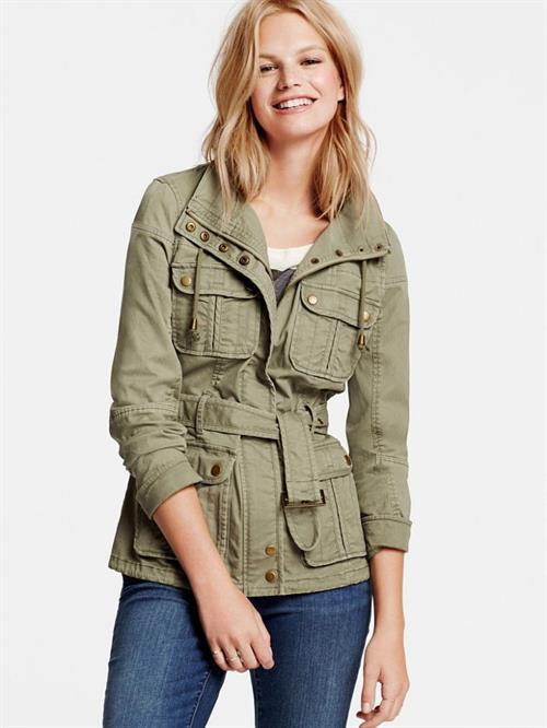 Nadine Leopold