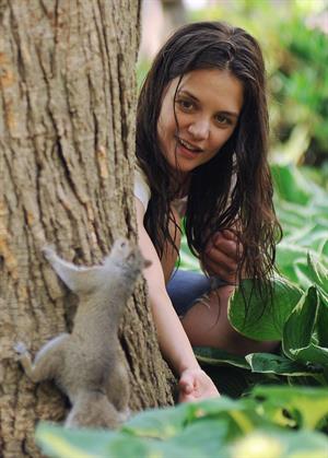 Katie Holmes Pictures Katie Holmes Films  Mania Days  in Washington Square Park (May 21, 2013)