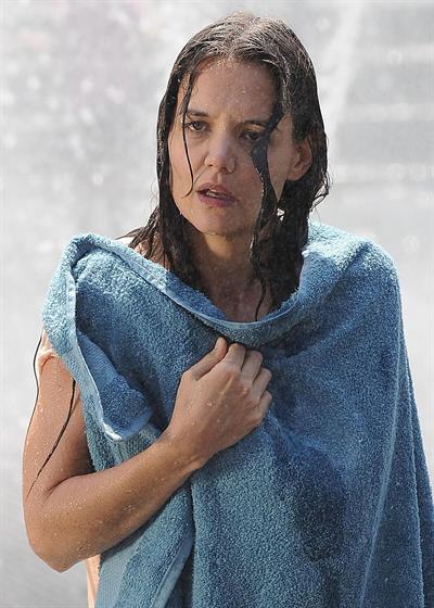 Katie Holmes Films  Mania Days  in Washington Square Park (May 21, 2013) 