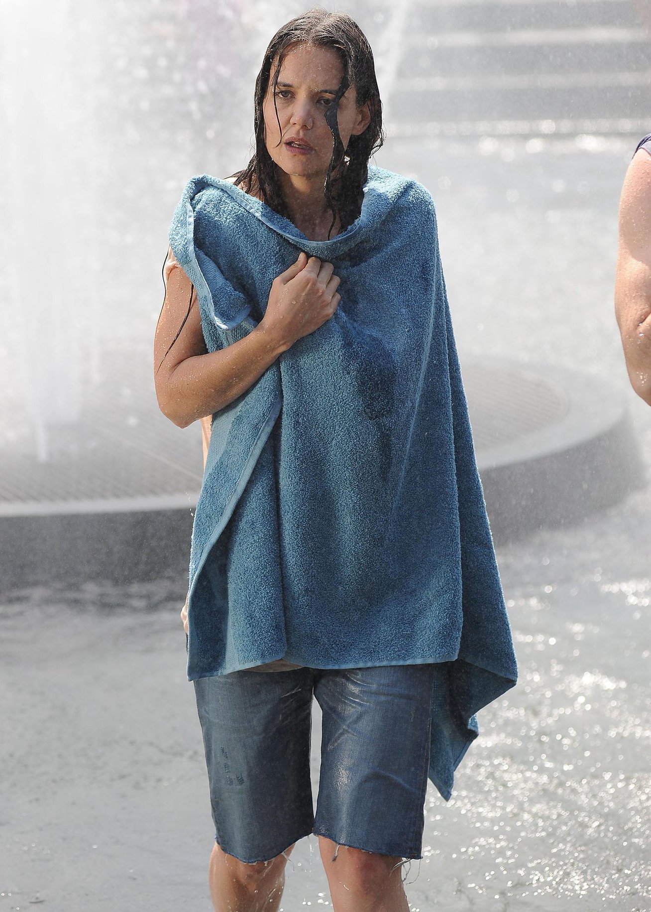 Katie Holmes Films  Mania Days  in Washington Square Park (May 21, 2013) 