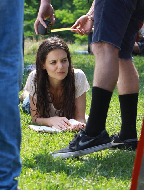Katie Holmes Films  Mania Days  in Washington Square Park (May 21, 2013) 