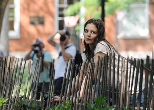 Katie Holmes Films  Mania Days  in Washington Square Park (May 21, 2013) 